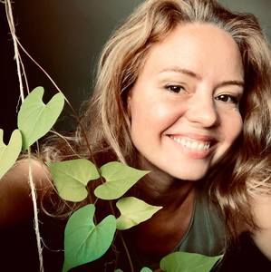 Meet your Posher, Alida